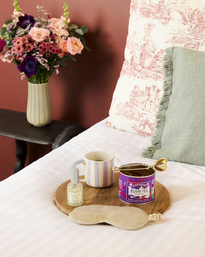 Coffret Nuit Étoilée Evening Indulgence & Candle Gift Box