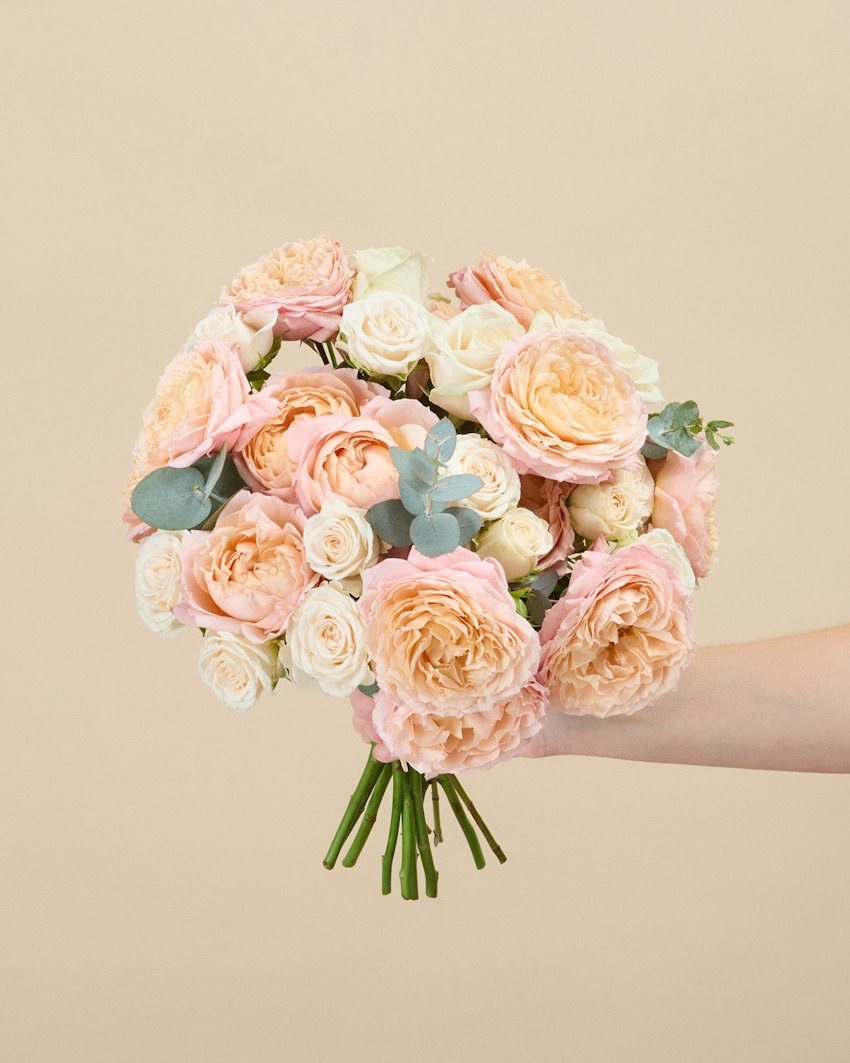 Bagatelle Romantic Kenyan & Dutch Roses Bouquet